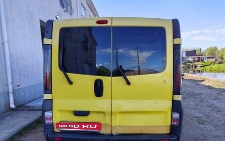 Renault Trafic, 2004 год, 600 000 рублей, 9 фотография