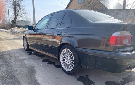 BMW 5 серия, 2001 год, 630 000 рублей, 3 фотография