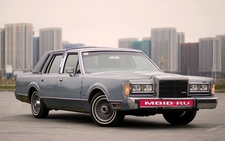 Lincoln Town Car II, 1989 год, 2 900 000 рублей, 1 фотография