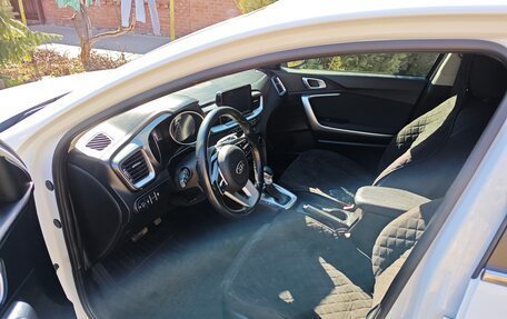 KIA cee'd III, 2019 год, 1 900 000 рублей, 11 фотография