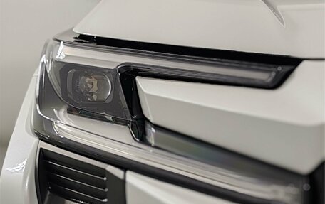 Toyota RAV4, 2025 год, 5 290 000 рублей, 16 фотография