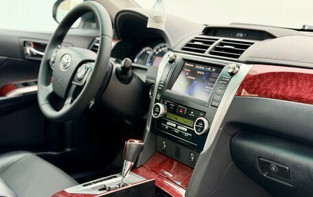 Toyota Camry, 2014 год, 1 550 000 рублей, 16 фотография