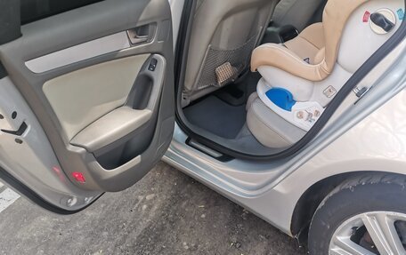 Audi A4, 2008 год, 750 000 рублей, 14 фотография