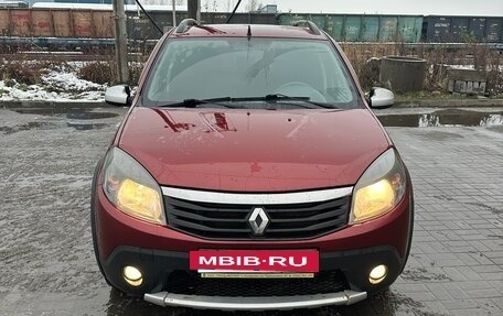 Renault Sandero I, 2014 год, 599 000 рублей, 2 фотография