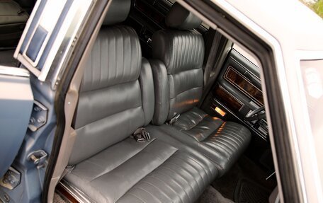 Lincoln Town Car II, 1989 год, 2 900 000 рублей, 21 фотография