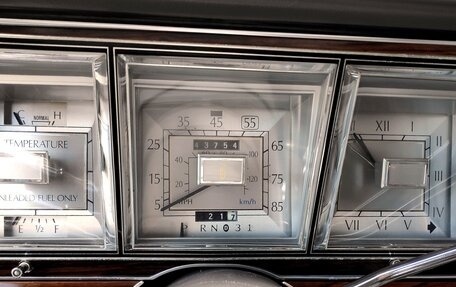 Lincoln Town Car II, 1989 год, 2 900 000 рублей, 25 фотография