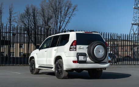 Toyota Land Cruiser Prado 120 рестайлинг, 2005 год, 1 999 999 рублей, 11 фотография