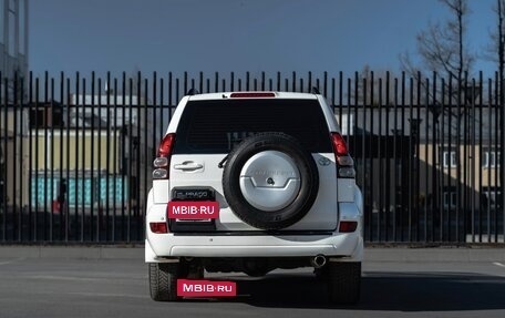 Toyota Land Cruiser Prado 120 рестайлинг, 2005 год, 1 999 999 рублей, 8 фотография