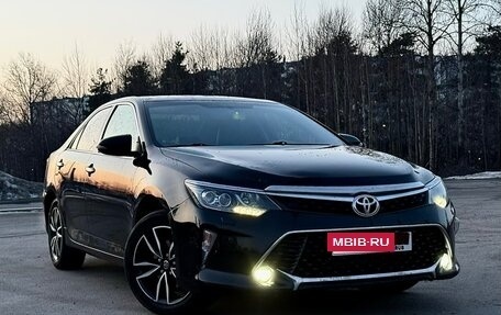 Toyota Camry, 2017 год, 2 175 000 рублей, 10 фотография