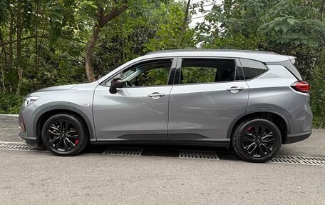 Chevrolet Orlando, 2023 год, 1 630 777 рублей, 2 фотография