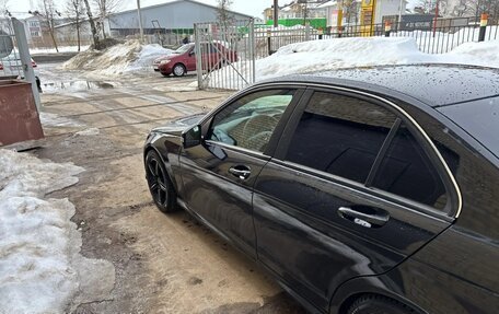 Mercedes-Benz C-Класс, 2010 год, 875 000 рублей, 6 фотография