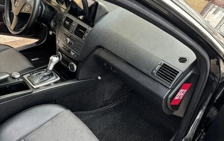 Mercedes-Benz C-Класс, 2010 год, 875 000 рублей, 8 фотография