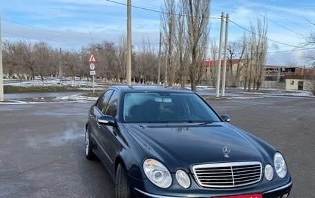 Mercedes-Benz E-Класс, 2002 год, 848 000 рублей, 1 фотография