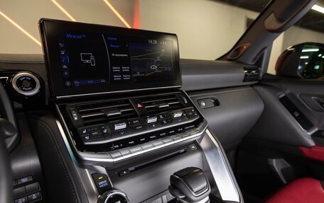 Toyota Land Cruiser, 2024 год, 12 990 000 рублей, 17 фотография