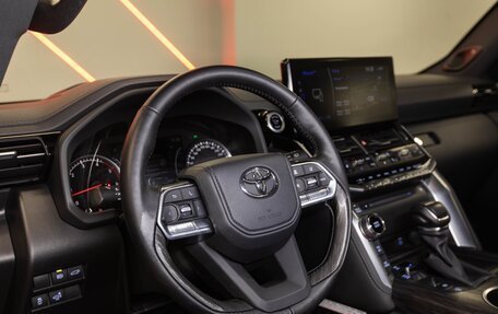 Toyota Land Cruiser, 2024 год, 12 990 000 рублей, 13 фотография