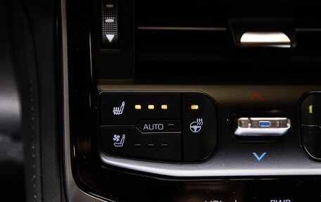 Toyota Land Cruiser, 2024 год, 12 990 000 рублей, 26 фотография