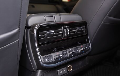 Toyota Land Cruiser, 2024 год, 12 990 000 рублей, 32 фотография