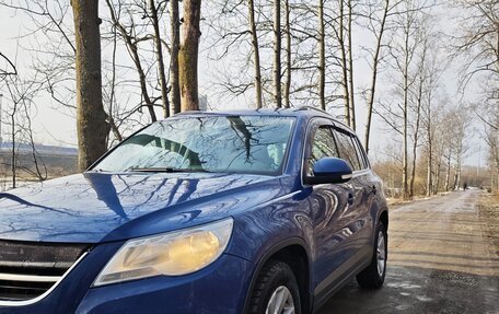 Volkswagen Tiguan I, 2008 год, 650 000 рублей, 2 фотография