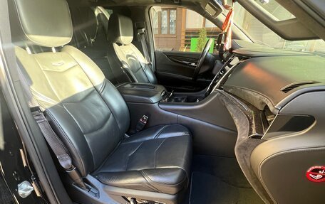 Cadillac Escalade IV, 2016 год, 4 000 000 рублей, 14 фотография