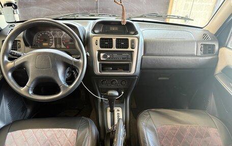 Mitsubishi Pajero iO, 1999 год, 600 000 рублей, 8 фотография