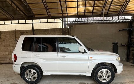 Mitsubishi Pajero iO, 1999 год, 600 000 рублей, 4 фотография