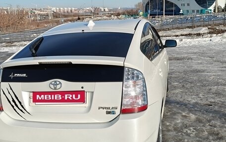 Toyota Prius, 2008 год, 710 000 рублей, 7 фотография