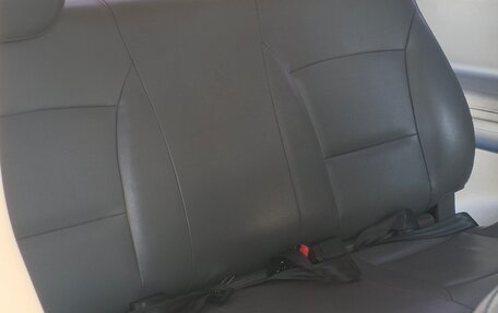 Hyundai Grand Starex Grand Starex I рестайлинг 2, 2012 год, 1 600 000 рублей, 8 фотография