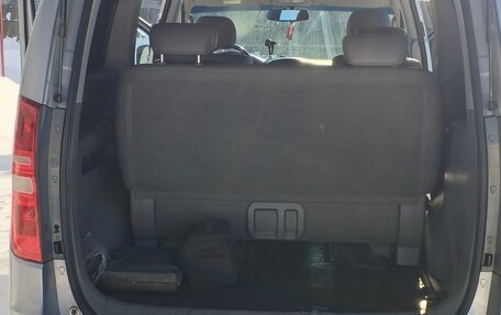 Hyundai Grand Starex Grand Starex I рестайлинг 2, 2012 год, 1 600 000 рублей, 10 фотография