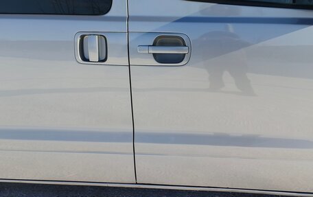 Hyundai Grand Starex Grand Starex I рестайлинг 2, 2012 год, 1 600 000 рублей, 15 фотография