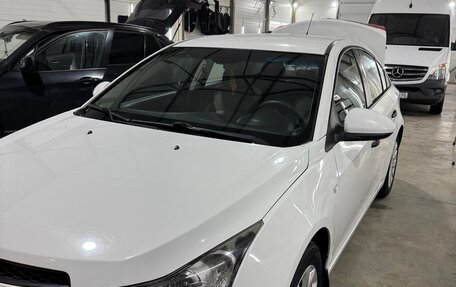 Chevrolet Cruze II, 2012 год, 700 000 рублей, 10 фотография