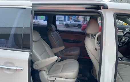 KIA Carnival III, 2017 год, 1 550 000 рублей, 12 фотография