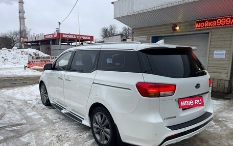 KIA Carnival III, 2017 год, 1 550 000 рублей, 5 фотография