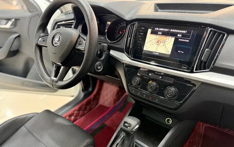 Skoda Kamiq I, 2022 год, 1 925 000 рублей, 9 фотография