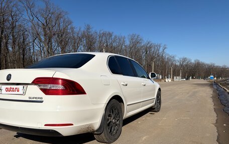 Skoda Superb III рестайлинг, 2014 год, 1 100 000 рублей, 2 фотография