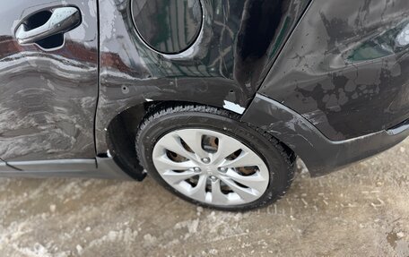 KIA Rio IV, 2018 год, 800 000 рублей, 10 фотография