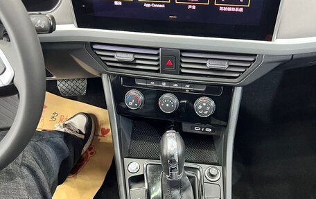 Volkswagen Bora, 2022 год, 1 840 000 рублей, 9 фотография