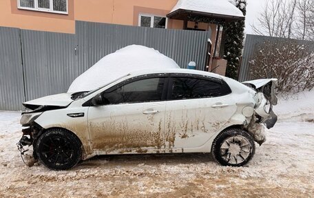 KIA Rio III рестайлинг, 2015 год, 330 000 рублей, 4 фотография