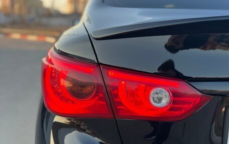 Infiniti Q50 I рестайлинг, 2014 год, 1 890 000 рублей, 13 фотография