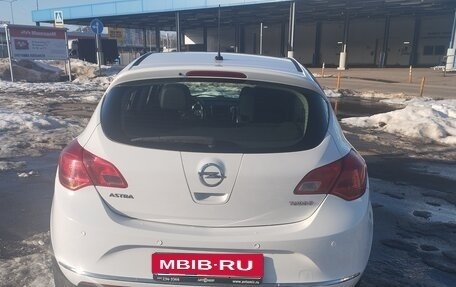 Opel Astra J, 2013 год, 799 000 рублей, 5 фотография
