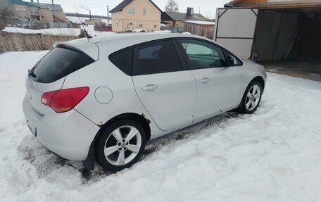 Opel Astra J, 2012 год, 600 000 рублей, 5 фотография