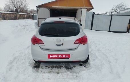 Opel Astra J, 2012 год, 600 000 рублей, 8 фотография