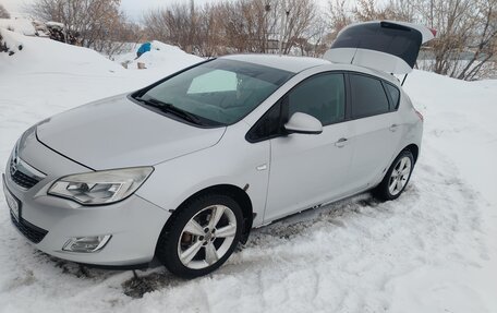 Opel Astra J, 2012 год, 600 000 рублей, 15 фотография