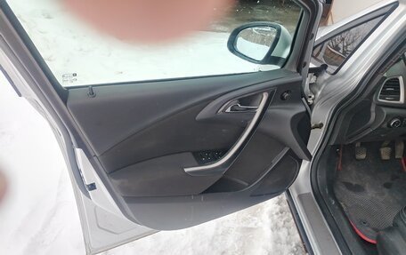 Opel Astra J, 2012 год, 600 000 рублей, 25 фотография