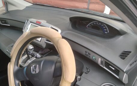 Honda Freed I, 2010 год, 1 000 000 рублей, 5 фотография