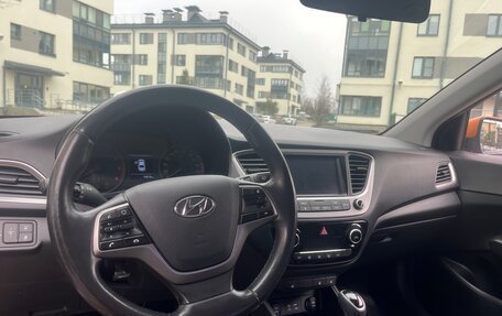 Hyundai Solaris II рестайлинг, 2018 год, 1 320 000 рублей, 10 фотография