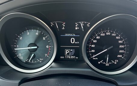 Toyota Land Cruiser 200, 2012 год, 4 100 000 рублей, 12 фотография