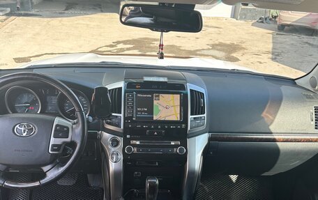 Toyota Land Cruiser 200, 2012 год, 4 100 000 рублей, 13 фотография