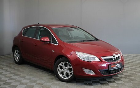 Opel Astra J, 2011 год, 590 000 рублей, 4 фотография