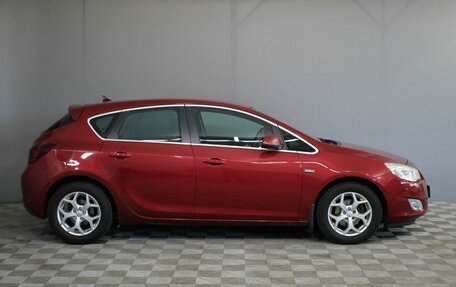 Opel Astra J, 2011 год, 590 000 рублей, 8 фотография