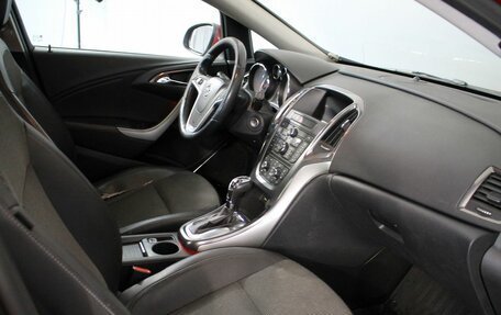 Opel Astra J, 2011 год, 590 000 рублей, 13 фотография